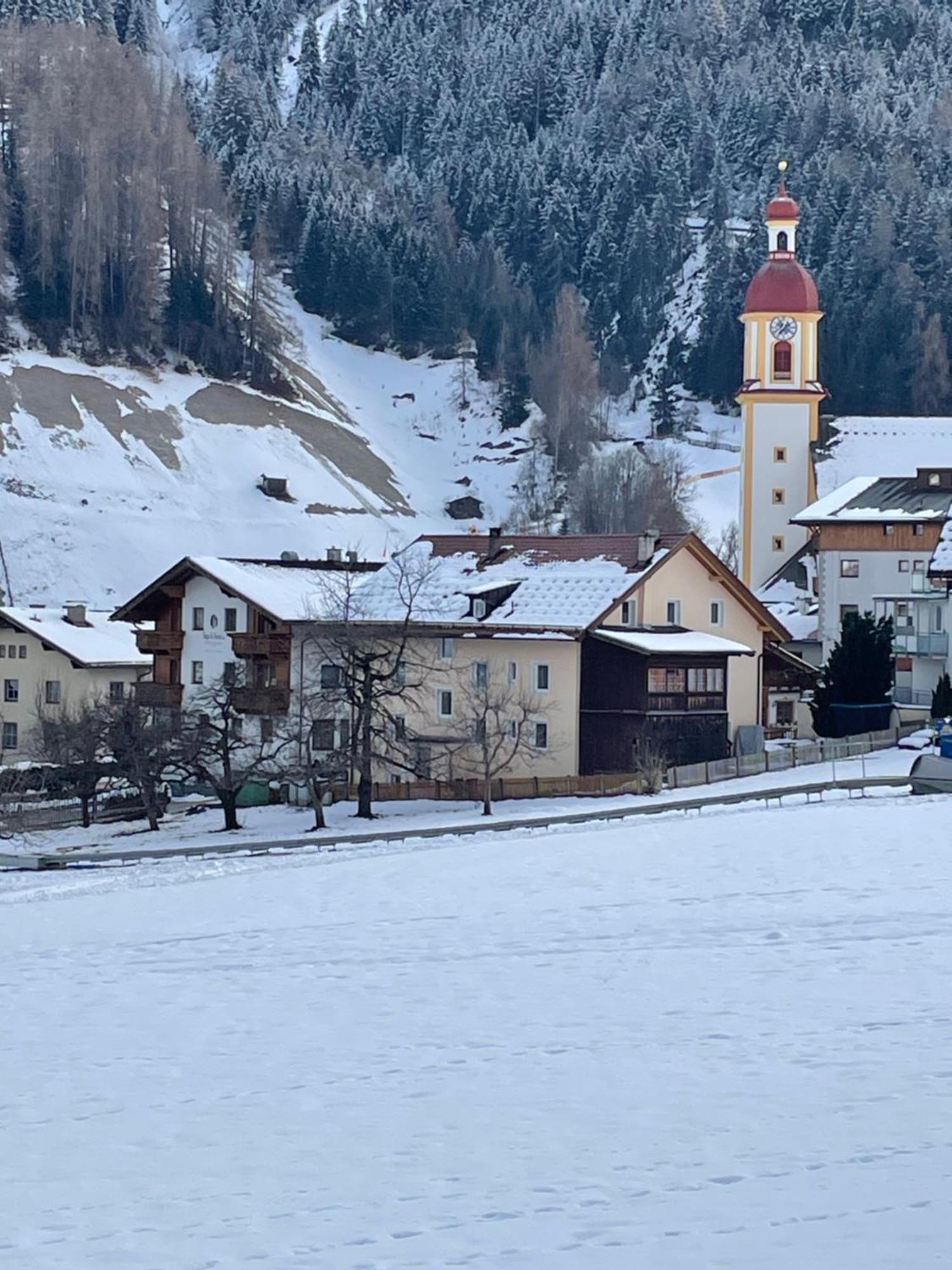 Ferienwohnung Mondial Neustift im Stubaital Exterior foto