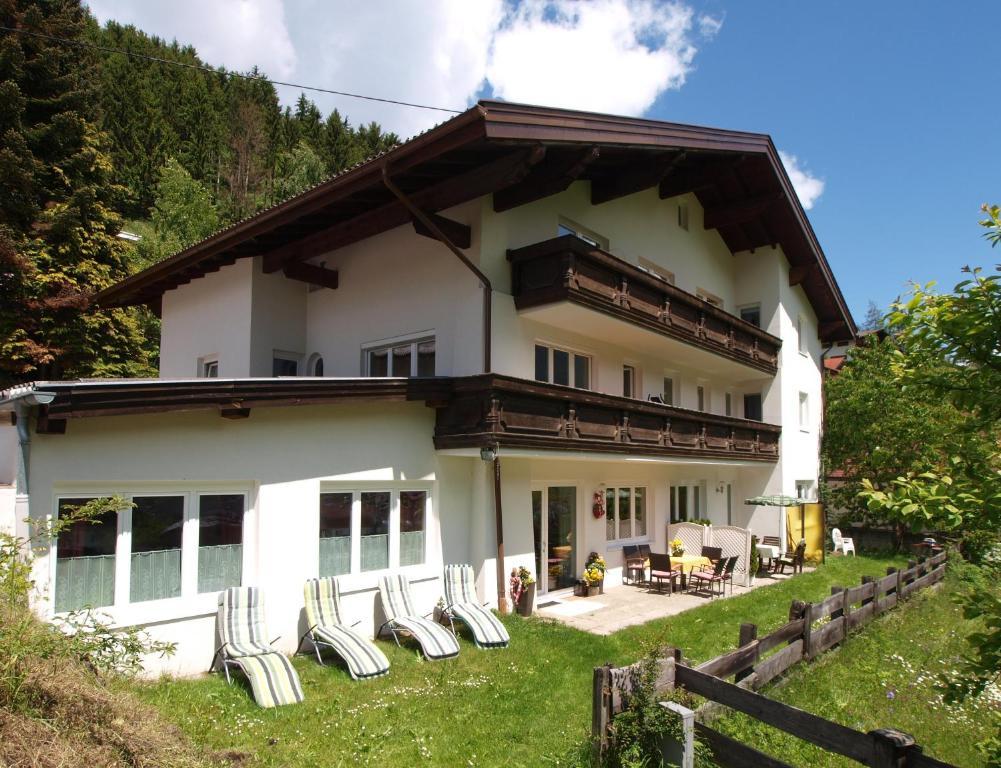 Ferienwohnung Mondial Neustift im Stubaital Exterior foto
